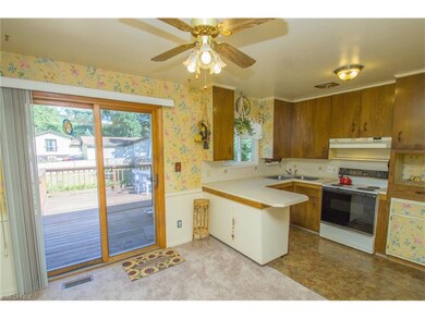 1493 Hilton Dr, Akron, OH 44313 - photo 7