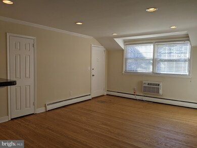 5 E Golf Club Ln unit B4, Paoli, PA 19301 - photo 4