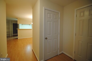 2225 Lovedale Ln unit 310A, Reston, VA 20191 - photo 2