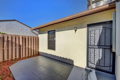 1987 Monks Ct, West Palm Beach, FL 33415 - photo 3