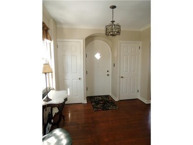 Entry/Foyer.