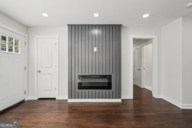 2369 Springdale Rd SW, Atlanta, GA 30315 - photo 5