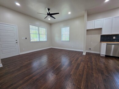 502 W Magnolia St, Fitzgerald, GA 31750 - photo 7