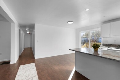 247 Second Crown Point Rd, Barrington, NH 03825 - photo 5