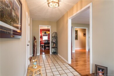 1007 Meadowview Dr, New Albany, IN 47150 - photo 7