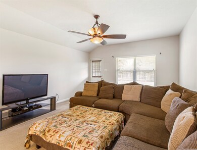 8930 Durham Manor Ln, Houston, TX 77075 - photo 6