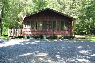 154 Sorrel St, Stroudsburg, PA 18360 - photo 3