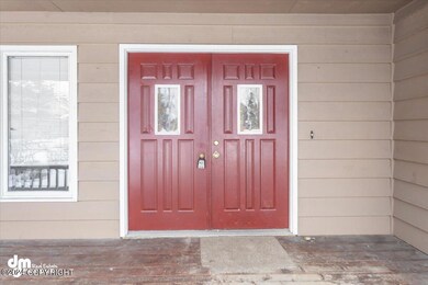 03-Front Entry_IMG_6633