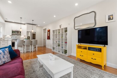 466 Medford St unit 3, Somerville, MA 02145 - photo 5