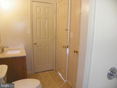 145 New Monrovia Rd, Colonial Beach, VA 22443 - photo 4