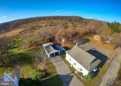 23 Reynolds Rd, Tamaqua, PA 18252 - photo 2