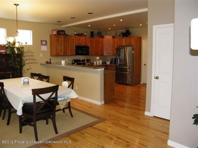 kitchen-dining room