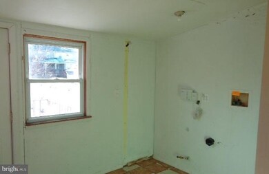 217 Colgate Ave, Dundalk, MD 21222 - photo 7