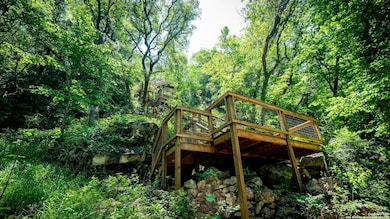 1121 Brad St, Canyon Lake, TX 78133 - photo 3