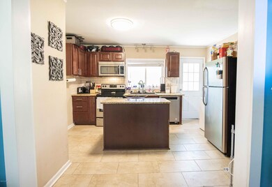 100 White Oak St, Jacksonville, NC 28540 - photo 5