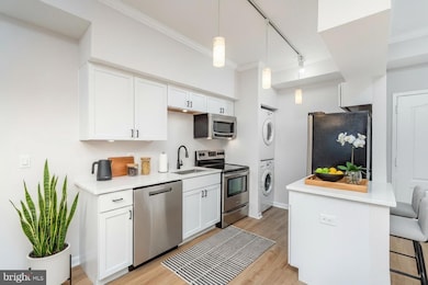 Bella Vista unit 307, Arlington, VA 22202 - photo 5