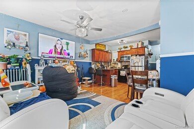 603 E 236th St, Bronx, NY 10466 - photo 7