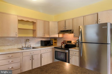 6100 63rd Ave, Riverdale, MD 20737 - photo 5