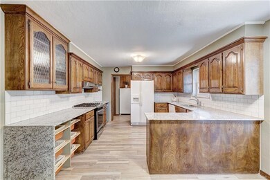 2425 NW 120th St, Oklahoma City, OK 73120 - photo 7