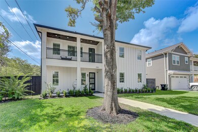 2003 Saxon Dr, Houston, TX 77018 - photo 2