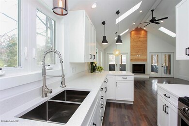 16059 Knack Ln, Union Pier, MI 49129 - photo 3