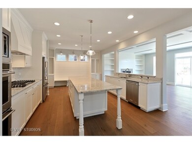 467 N Evergreen Ave, Elmhurst, IL 60126 - photo 5