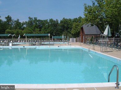 3429 Londonleaf Ln, Laurel, MD 20724 - photo 2