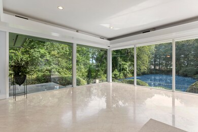 46 Oneida Dr, Greenwich, CT 06830 - photo 3