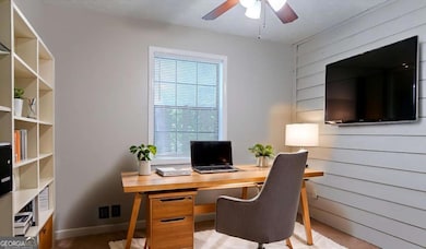 416 Pineburr Ln, Stone Mountain, GA 30087 - photo 6