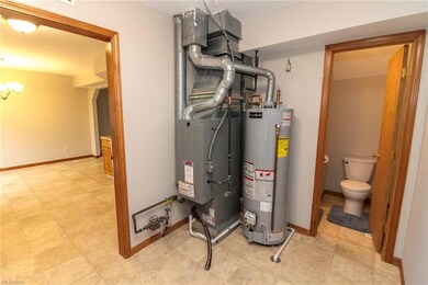 1832 E 298th St, Wickliffe, OH 44092 - photo 4