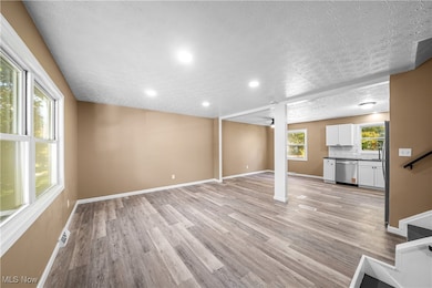 9130 Elm Cir, Windham, OH 44288 - photo 2