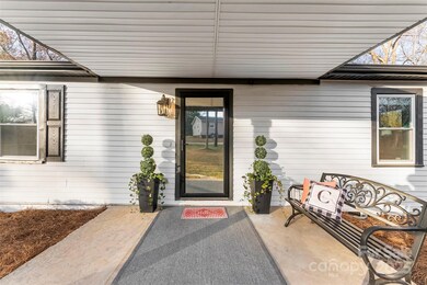 407 Dover Dr, Bessemer City, NC 28016 - photo 4