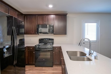 1215 Fairford Rd, Crandall, TX 75114 - photo 6