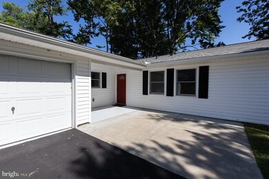 4322 Moylan Ln, Fairfax, VA 22033 - photo 4