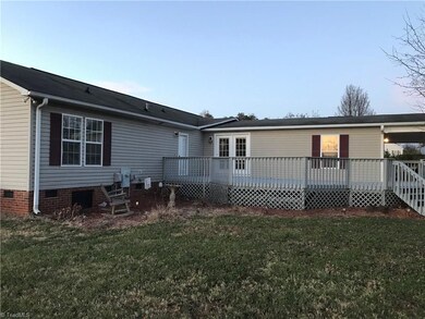 6759 Coltrane Mill Rd, Greensboro, NC 27406 - photo 2