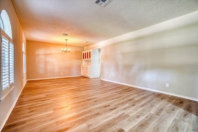 2106 Carolin Dr, Duncan, OK 73533 - photo 4