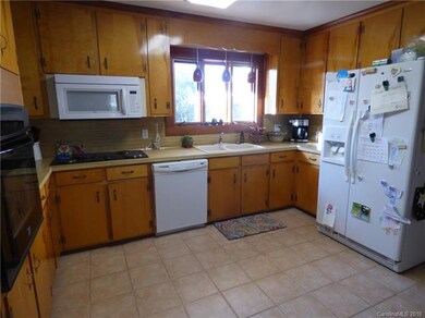 1362 Turnersburg Hwy, Statesville, NC 28625 - photo 4