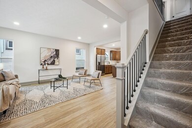 10-web-or-mls-882-ellsworth-ave