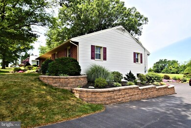 567 Beck Rd, Souderton, PA 18964 - photo 6