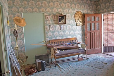 2712 Frankfort Ave, El Paso, TX 79930 - photo 5