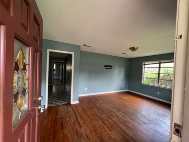 9712 Edgeworth St, Houston, TX 77093 - photo 3