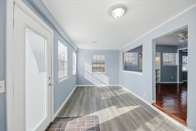 515 W 8th Ave, Bristow, OK 74010 - photo 4