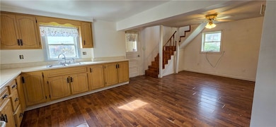 404 E 4th Ave, Langeloth, PA 15054 - photo 2