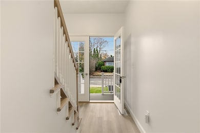 47 Windsor Rd, Cranston, RI 02905 - photo 4