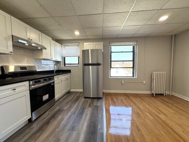 8 Langmaid Ave unit 24, Somerville, MA 02145 - photo 2