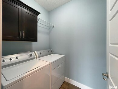 1437 W 39th St, Davenport, IA 52806 - photo 5