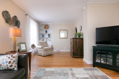 29 Moody St Lewiston ME 04240-large-005-