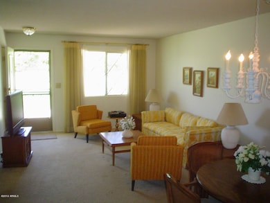 13613 N Newcastle Dr unit 27, Sun City, AZ 85351 - photo 3