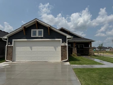 10537 NW 32nd St, Yukon, OK 73099 - photo 3