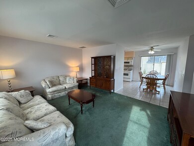 7 Nebraska Dr unit 153, Matawan, NJ 07747 - photo 3